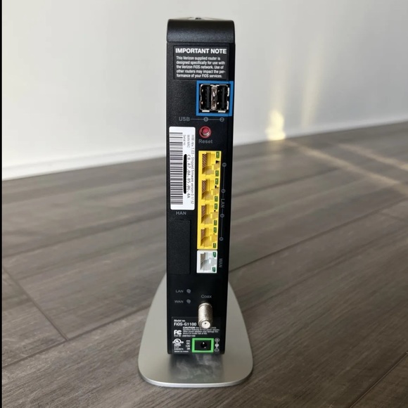 Verizon Fios Quantum Gateway 4-Port Wi-Fi Router - Black (FIOS-G1100) - Picture 5 of 6